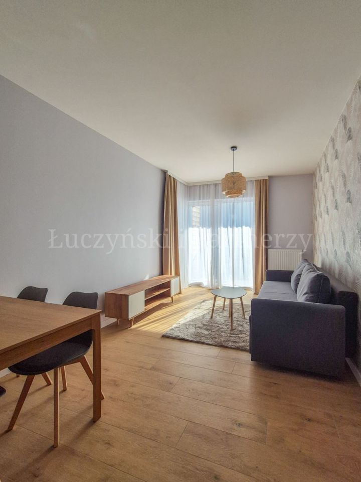 Mieszkanie 3-pokojowe Jelenia Góra, ul. Spółdzielcza. Zdjęcie 2