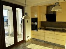 Mieszkanie 3-pokojowe Pogórze