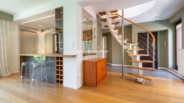 Mieszkanie 4-pokojowe Brzyczyna. Zdjęcie 6