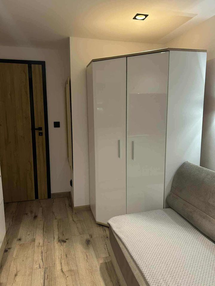 Mieszkanie 3-pokojowe Strzelce Opolskie, rynek Rynek. Zdjęcie 2