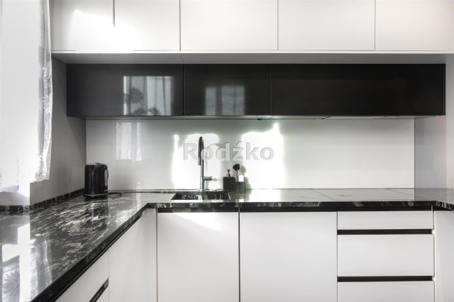 dom wolnostojący, 4 pokoje Rzywno. Zdjęcie 3