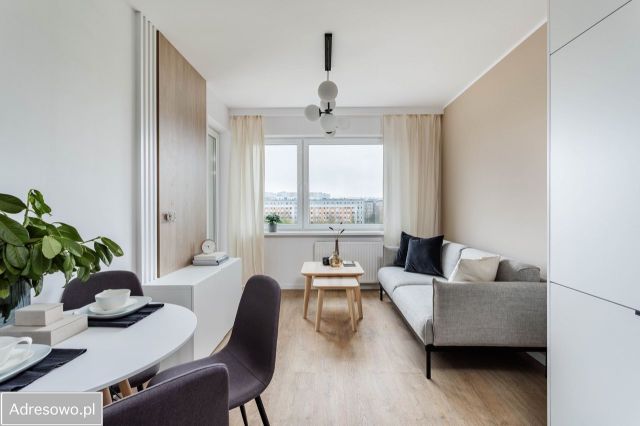 Mieszkanie 3-pokojowe Poznań Rataje, ul. Morzyczańska. Zdjęcie 1