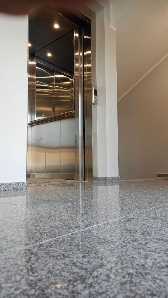 Mieszkanie 3-pokojowe Lewin Brzeski, ul. Narutowicza. Zdjęcie 3