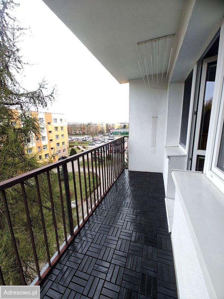 Mieszkanie 2-pokojowe Pabianice Bugaj, ul. gen. Stefana "Grota" Roweckiego. Zdjęcie 2