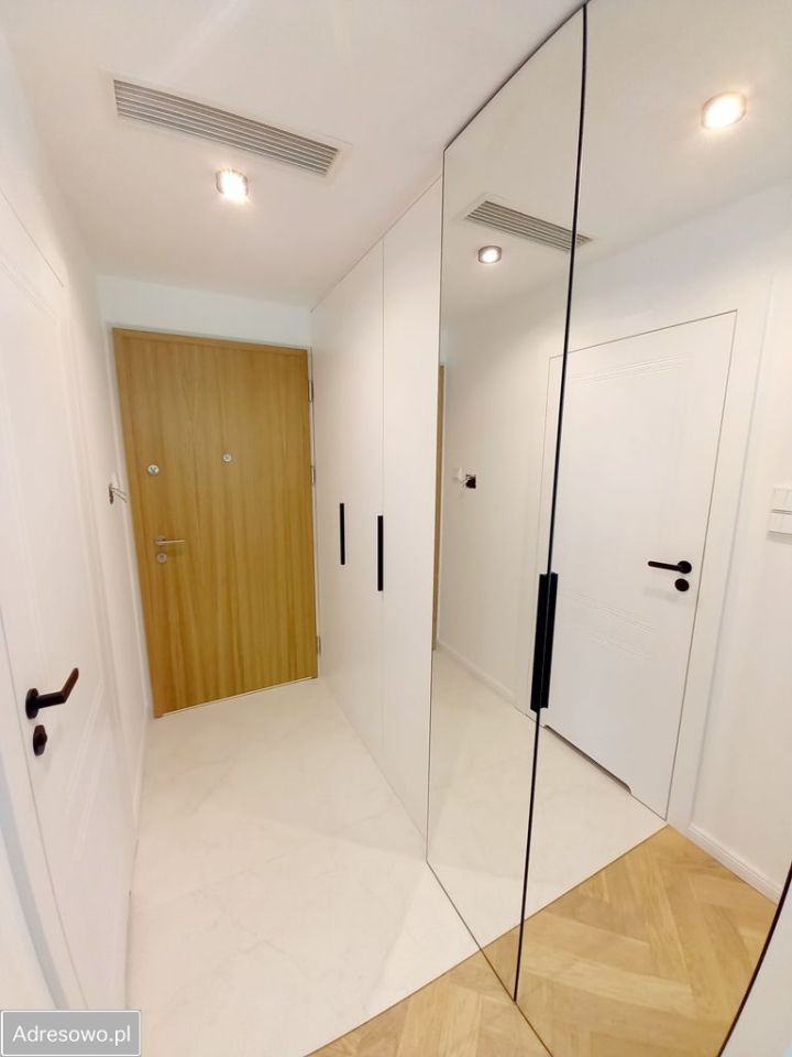 Mieszkanie 1-pokojowe Warszawa Śródmieście. Zdjęcie 3