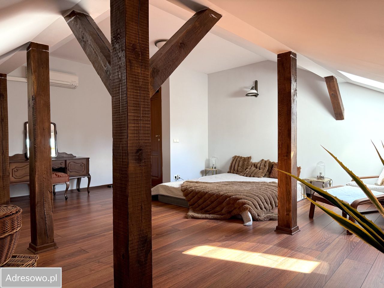 dom wolnostojący, 6 pokoi Jazgarzewszczyzna. Zdjęcie 8