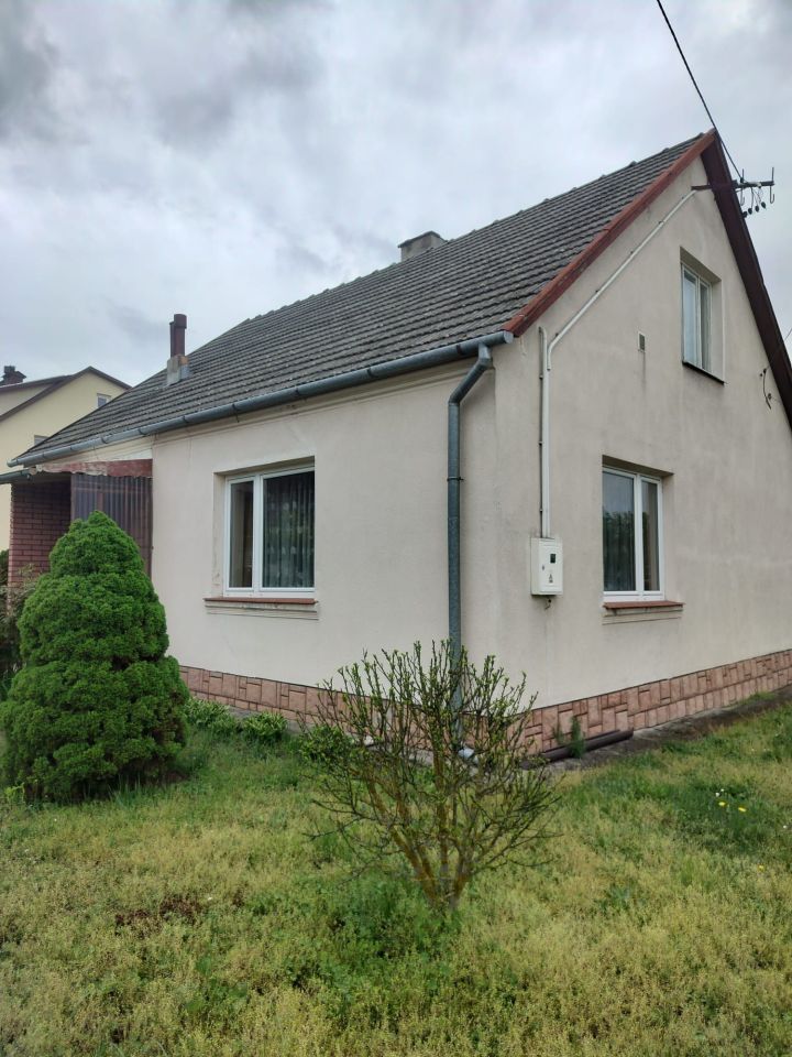 dom wolnostojący Leżajsk, ul. Armii Krajowej. Zdjęcie 2