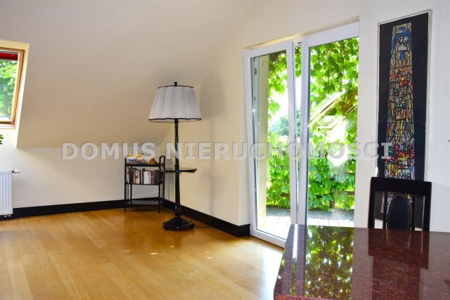 dom wolnostojący, 10 pokoi Ewcin. Zdjęcie 26