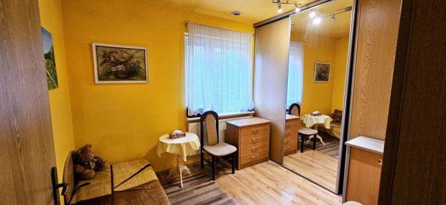 dom wolnostojący, 5 pokoi Kiełczów. Zdjęcie 4