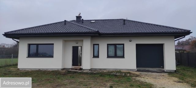 dom wolnostojący, 4 pokoje Błonie-Wieś, ul. Sochaczewska. Zdjęcie 1