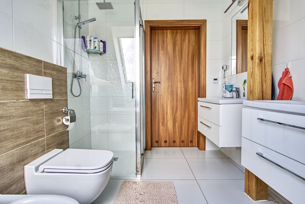 dom wolnostojący, 6 pokoi Lędziny, ul. Szkolna. Zdjęcie 2