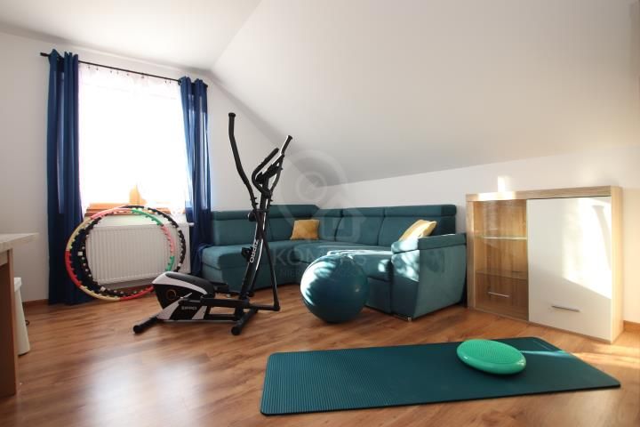 dom wolnostojący, 6 pokoi Chrząstawa Mała, ul. Malinowa. Zdjęcie 15