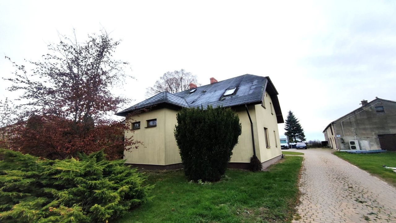 dom wolnostojący, 6 pokoi Brochocin. Zdjęcie 11