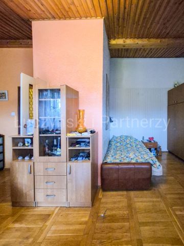 dom szeregowy, 6 pokoi Jelenia Góra. Zdjęcie 9