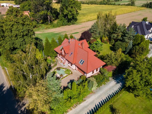 dom wolnostojący, 6 pokoi Rogów Sobócki, ul. Młynarska. Zdjęcie 1