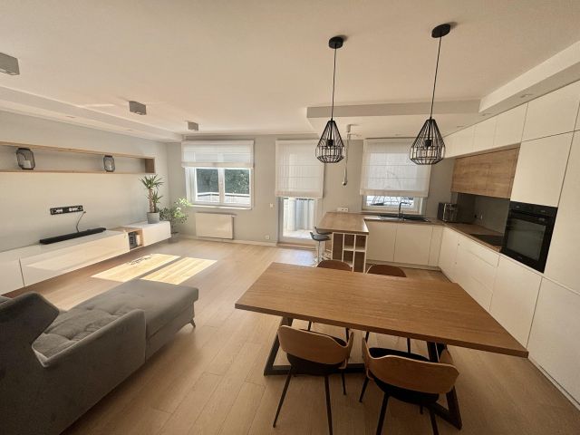 Mieszkanie 3-pokojowe Gdynia Działki Leśne, ul. Maurycego Beniowskiego. Zdjęcie 1