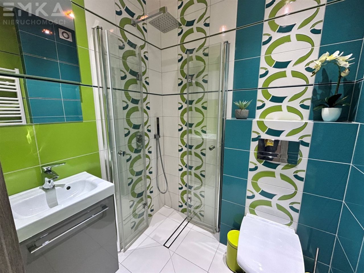 dom wolnostojący, 5 pokoi Komaszyce. Zdjęcie 12