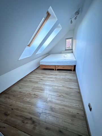 Mieszkanie 4-pokojowe Jastrzębce. Zdjęcie 4