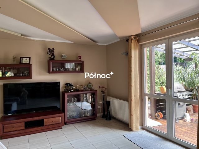 dom wolnostojący, 6 pokoi Zabierzów, ul. Słoneczna. Zdjęcie 12