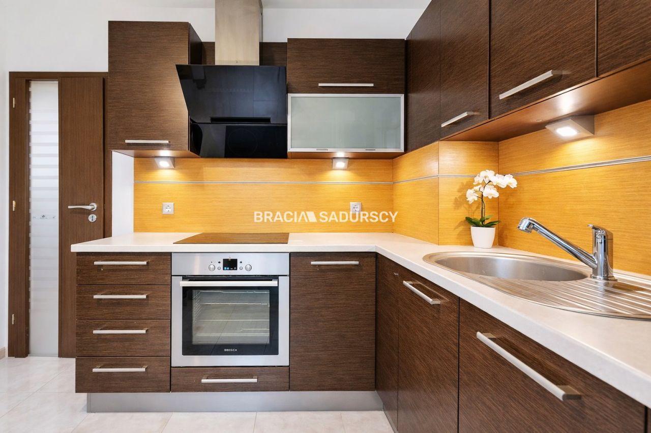 Mieszkanie 2-pokojowe Kraków Krowodrza, ul. Eljasza Walerego Radzikowskiego. Zdjęcie 2