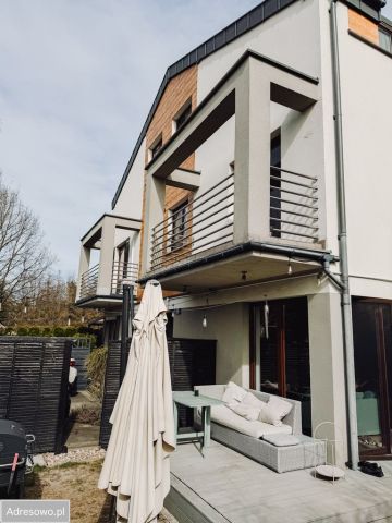 dom szeregowy, 6 pokoi Mysiadło, ul. Wiejska. Zdjęcie 1