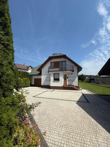 dom wolnostojący, 4 pokoje Humniska. Zdjęcie 1