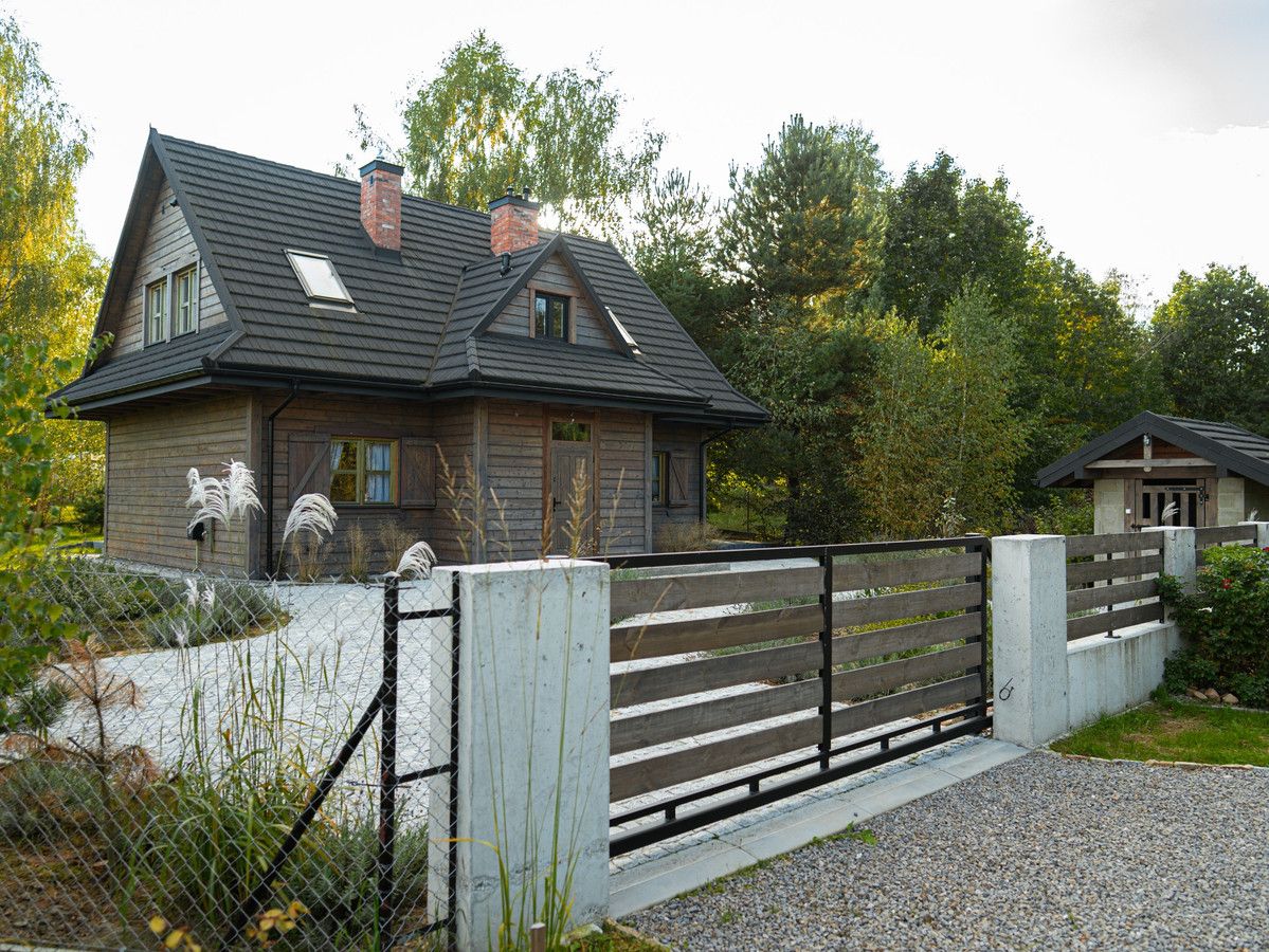 dom wolnostojący, 5 pokoi Kębło. Zdjęcie 19