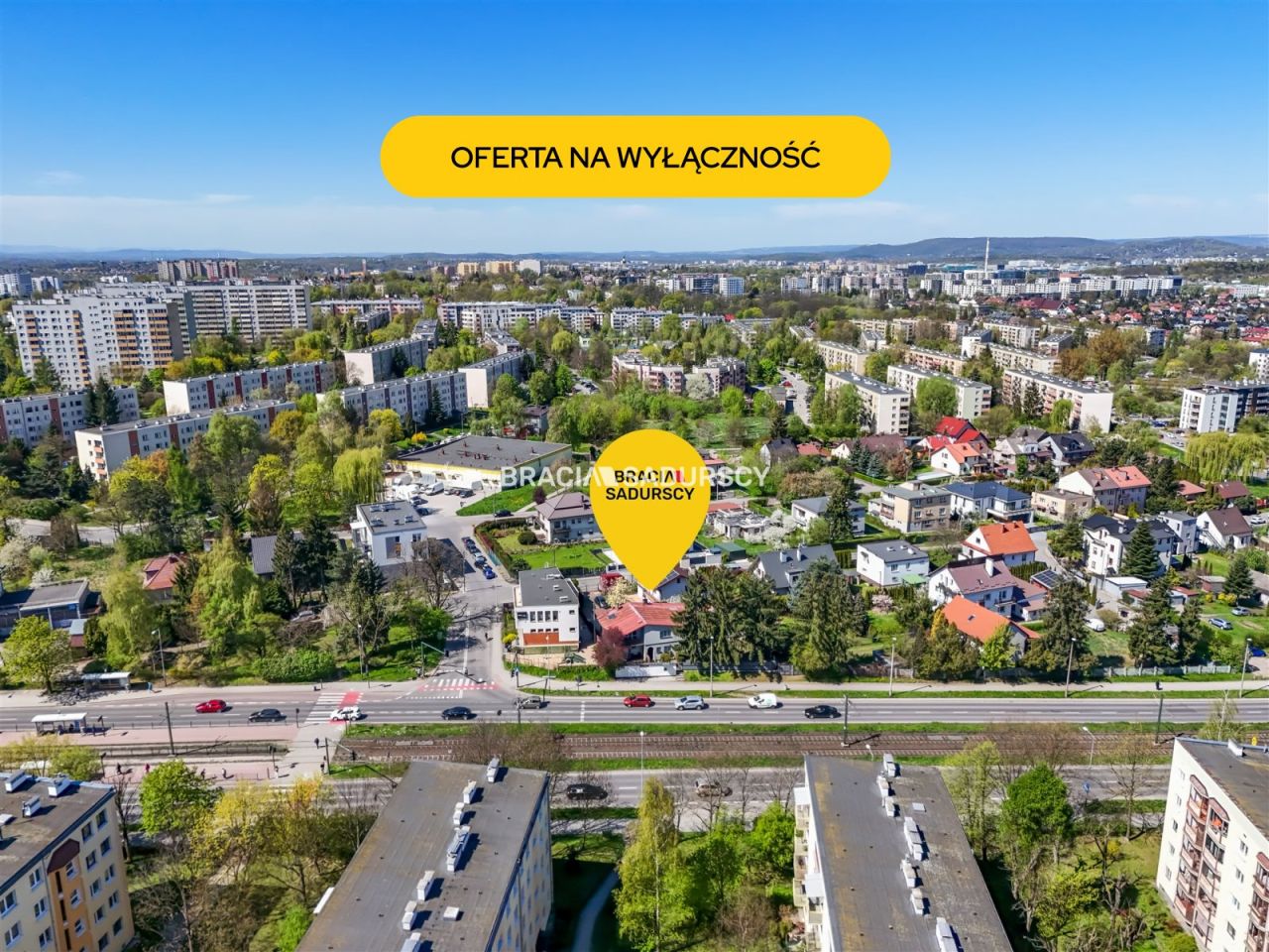 dom wolnostojący, 11 pokoi Kraków Podgórze Duchackie, ul. Nowosądecka. Zdjęcie 1