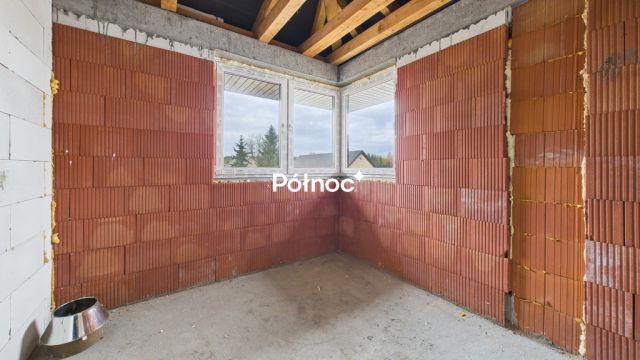bliźniak, 5 pokoi Gajowniki. Zdjęcie 15
