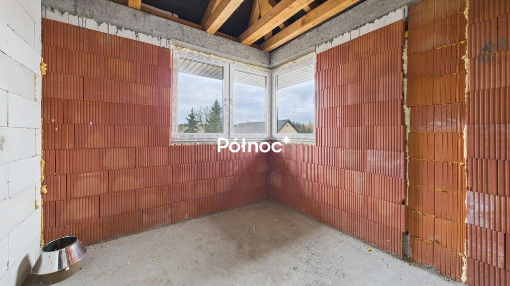 bliźniak, 5 pokoi Gajowniki. Zdjęcie 15