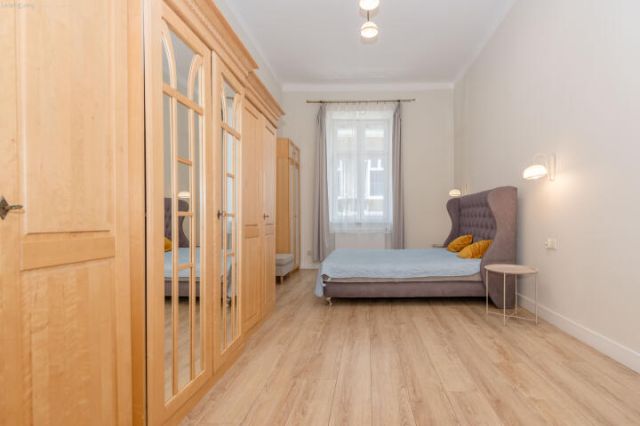 Mieszkanie 3-pokojowe Kraków Stare Miasto, ul. Trynitarska. Zdjęcie 11