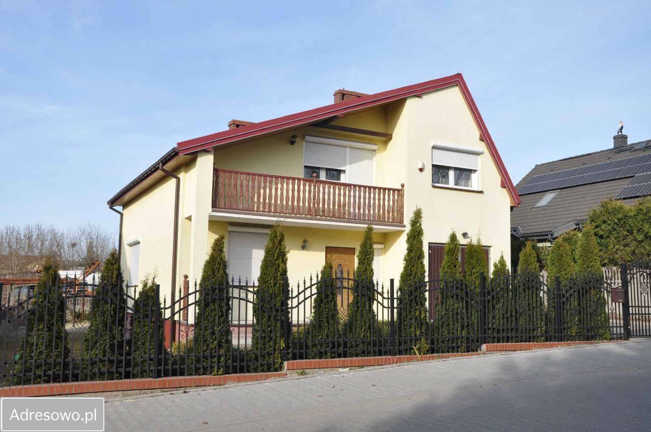 dom wolnostojący, 4 pokoje Aleksandrów Kujawski, ul. Akacjowa