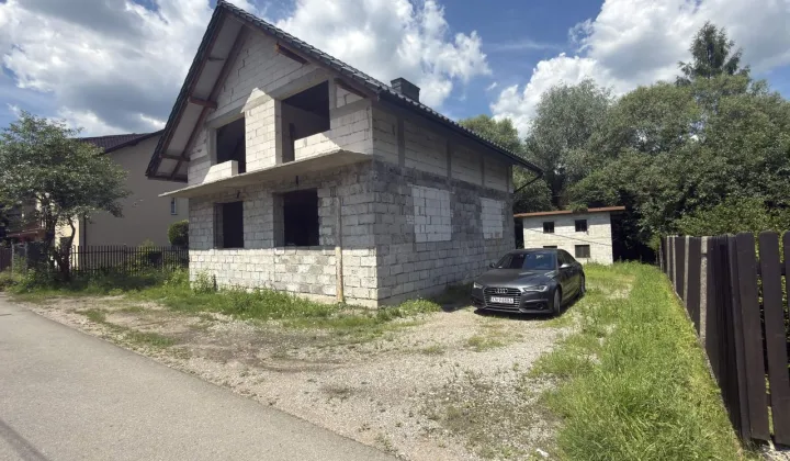 dom wolnostojący, 6 pokoi Tenczynek, ul. Sportowa