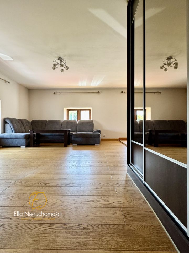 Mieszkanie 5-pokojowe Lubiatów. Zdjęcie 3