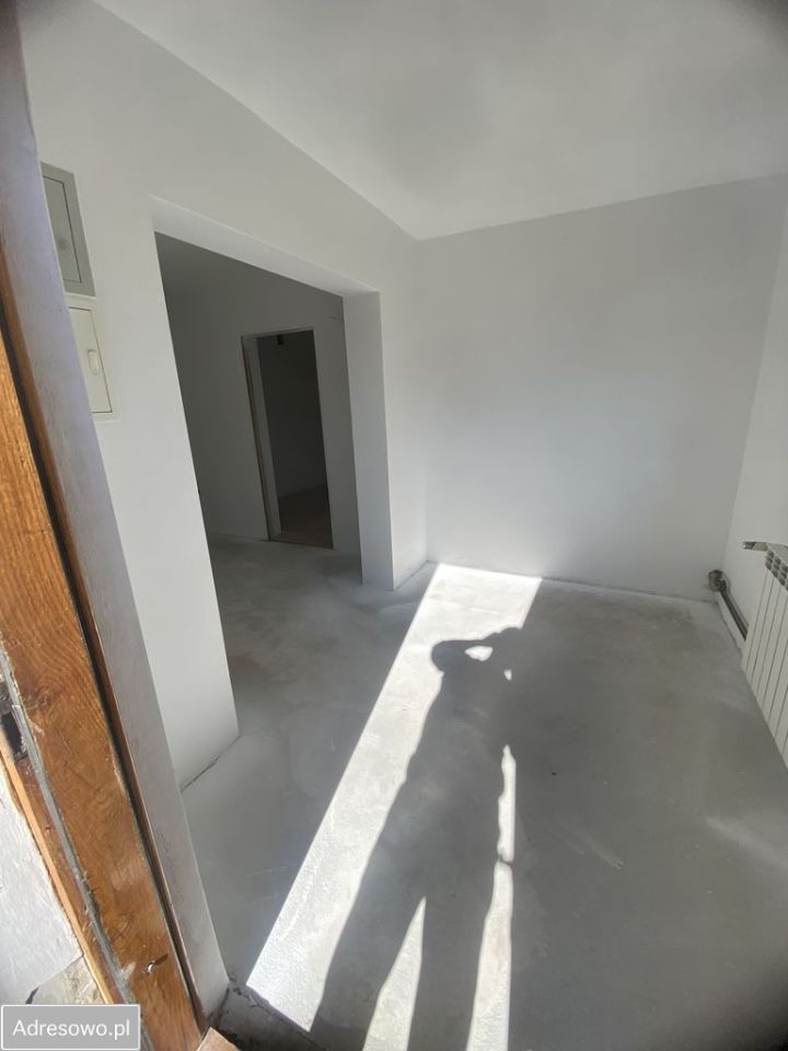 dom wolnostojący, 5 pokoi Medynia Głogowska. Zdjęcie 10