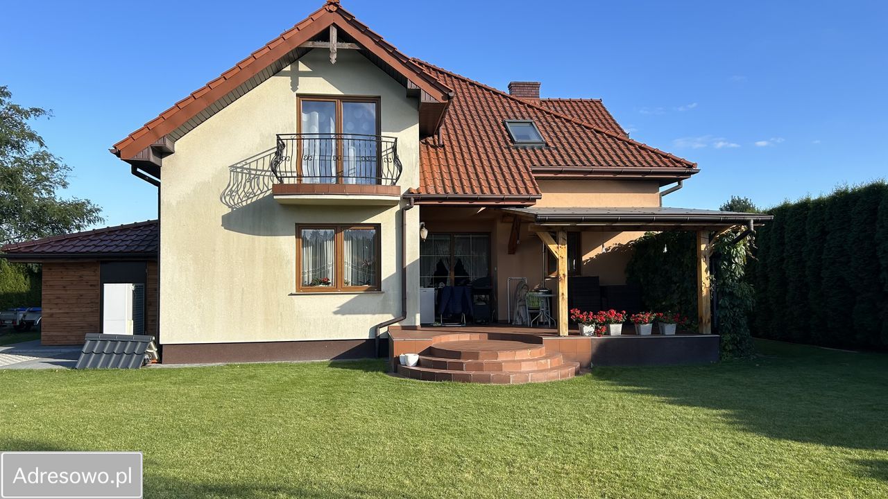 dom wolnostojący, 5 pokoi Łochowo. Zdjęcie 14