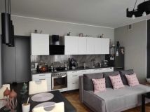 kamienica Skarżysko-Kamienna, ul. 1 Maja. Zdjęcie 1