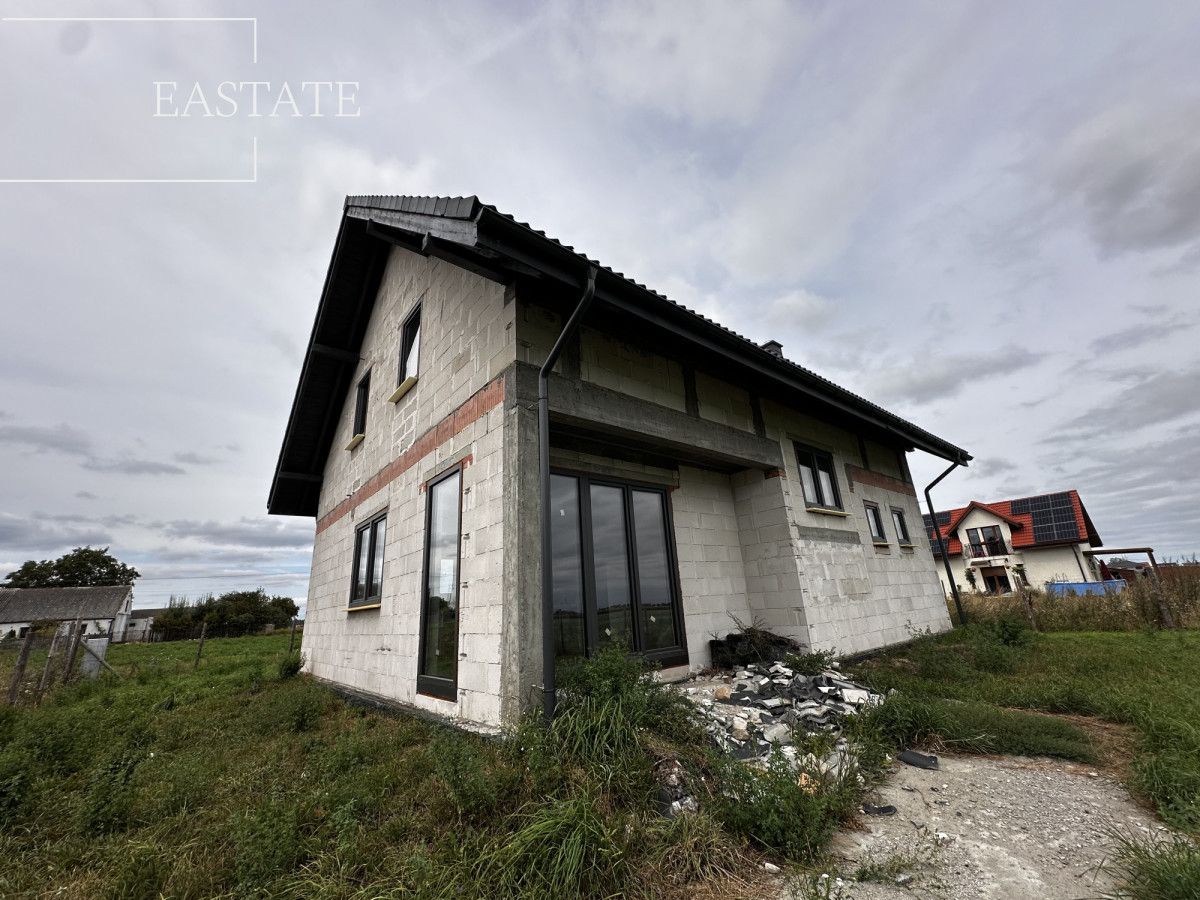 dom wolnostojący, 5 pokoi Magdalenka. Zdjęcie 2