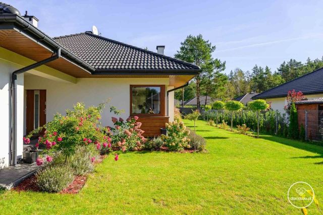 dom wolnostojący, 4 pokoje Skrzeszew, ul. Familijna. Zdjęcie 2