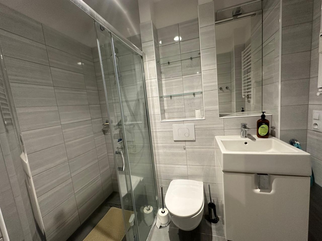 Mieszkanie 3-pokojowe Konin, ul. Juliana Tuwima. Zdjęcie 4