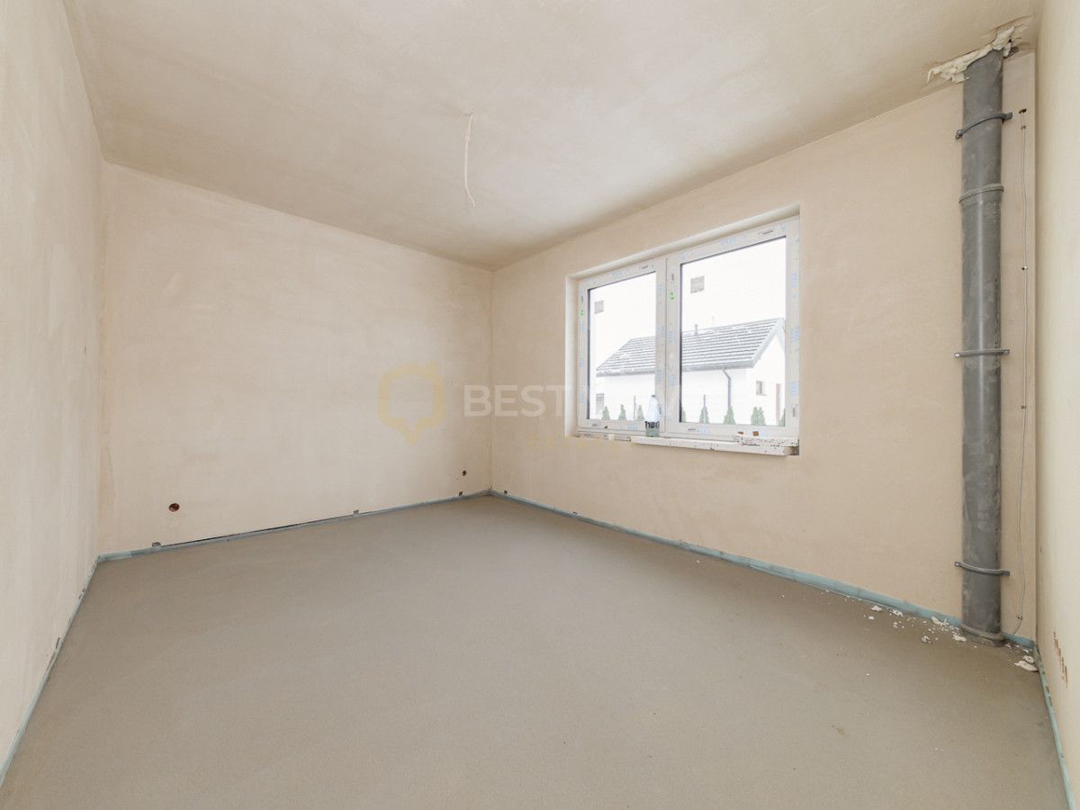 bliźniak, 5 pokoi Mroków. Zdjęcie 11