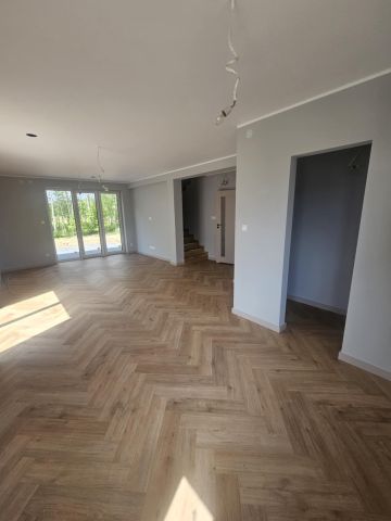 dom wolnostojący, 5 pokoi Mielec Rzochów, ul. Letniego poranka. Zdjęcie 4