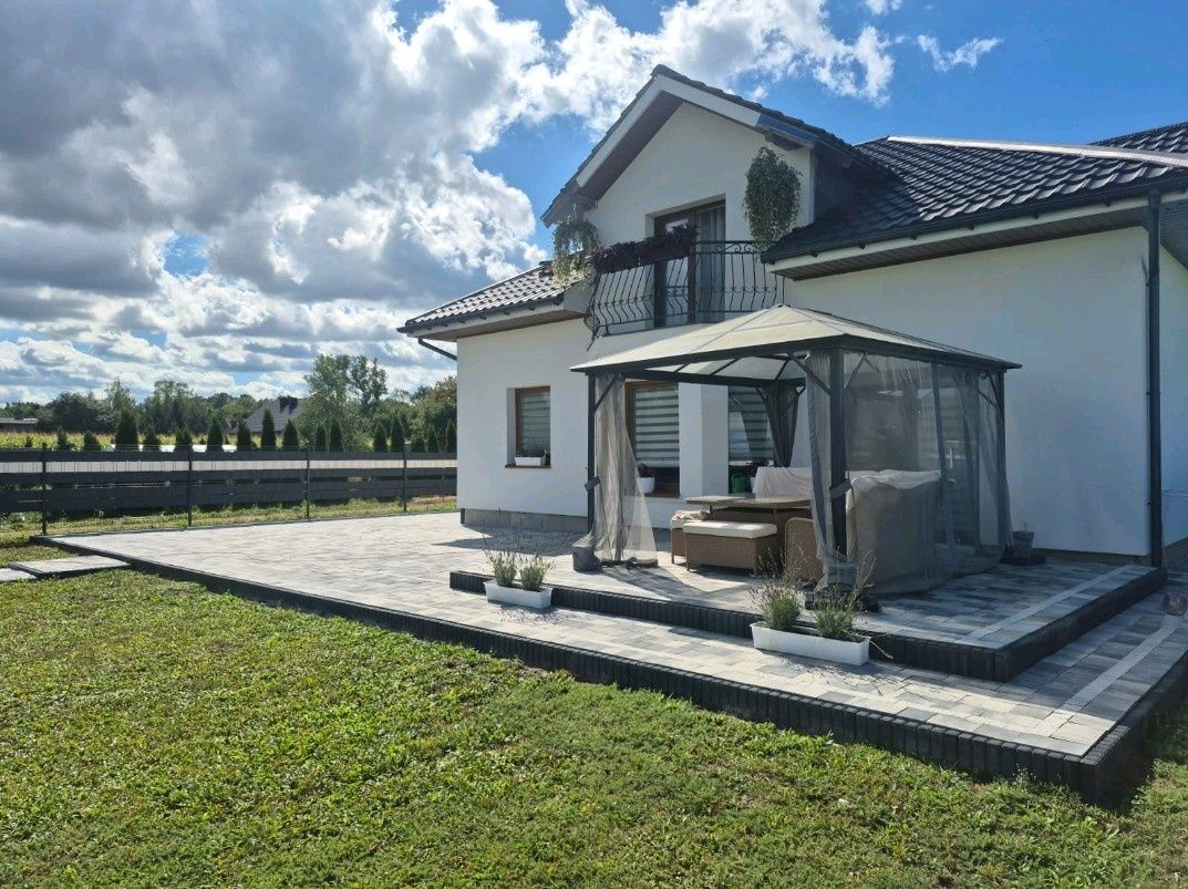 dom wolnostojący Nowe Dwory. Zdjęcie 1