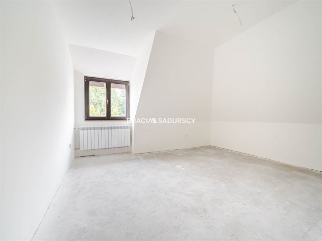 dom wolnostojący, 5 pokoi Krzyszkowice. Zdjęcie 28