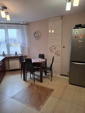 Mieszkanie 3-pokojowe Katowice Zawodzie, al. Walentego Roździeńskiego. Zdjęcie 1