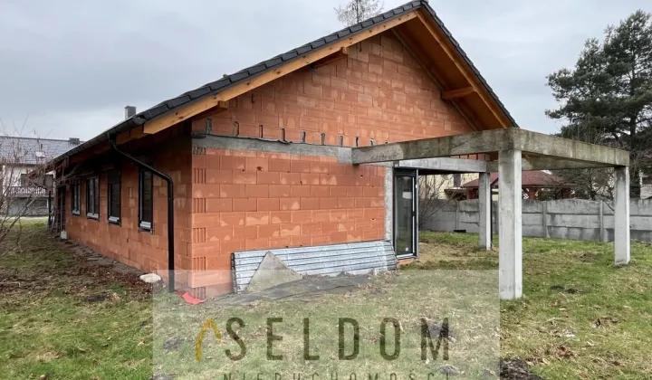 dom wolnostojący, 4 pokoje Miedziana