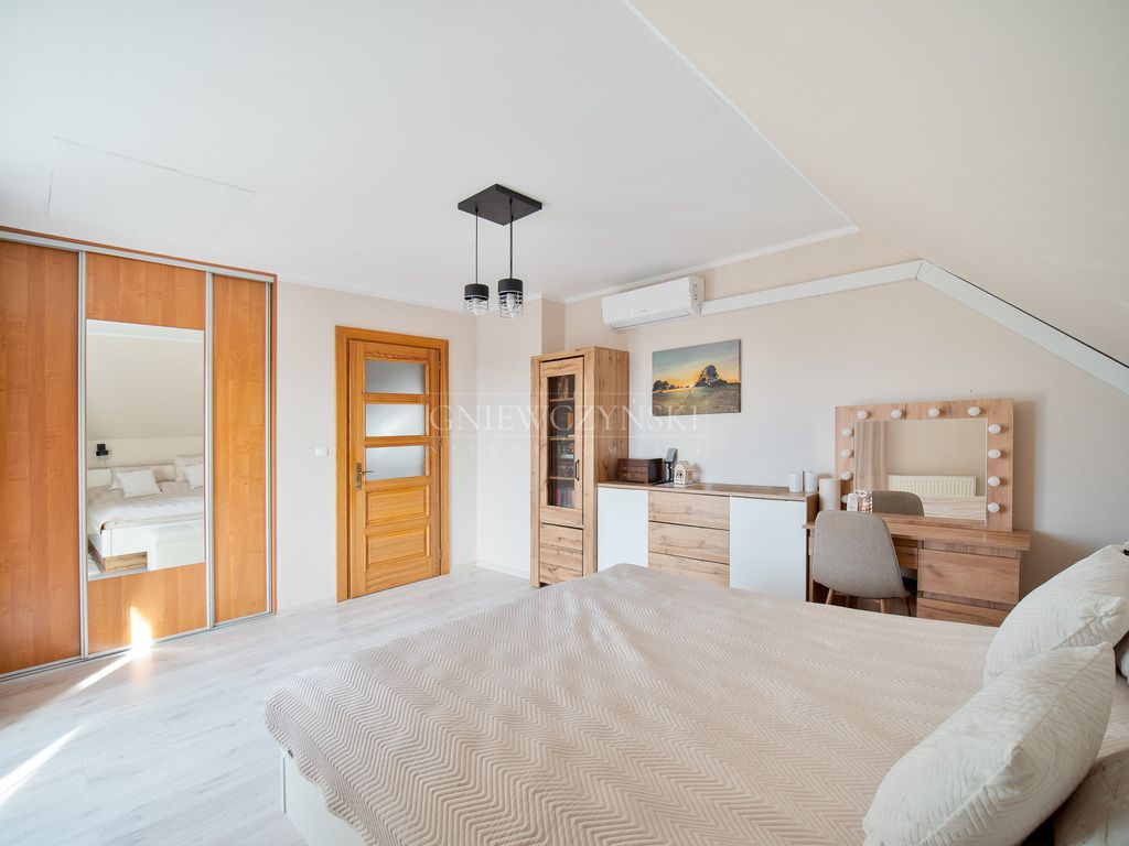 dom wolnostojący, 5 pokoi Sidzina, ul. Polna. Zdjęcie 19