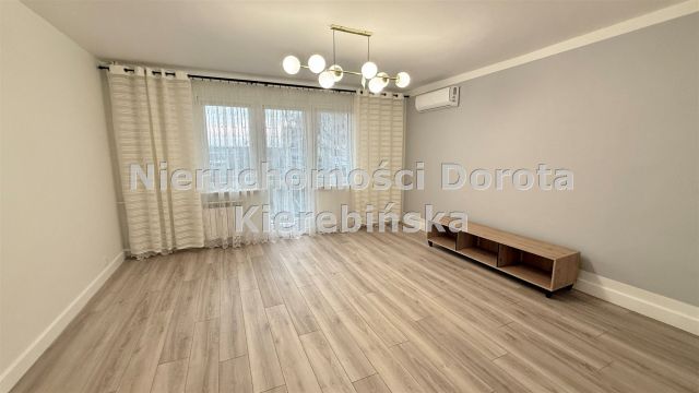 Mieszkanie 3-pokojowe Tomaszów Mazowiecki, ul. dr. Seweryna Sterlinga. Zdjęcie 5