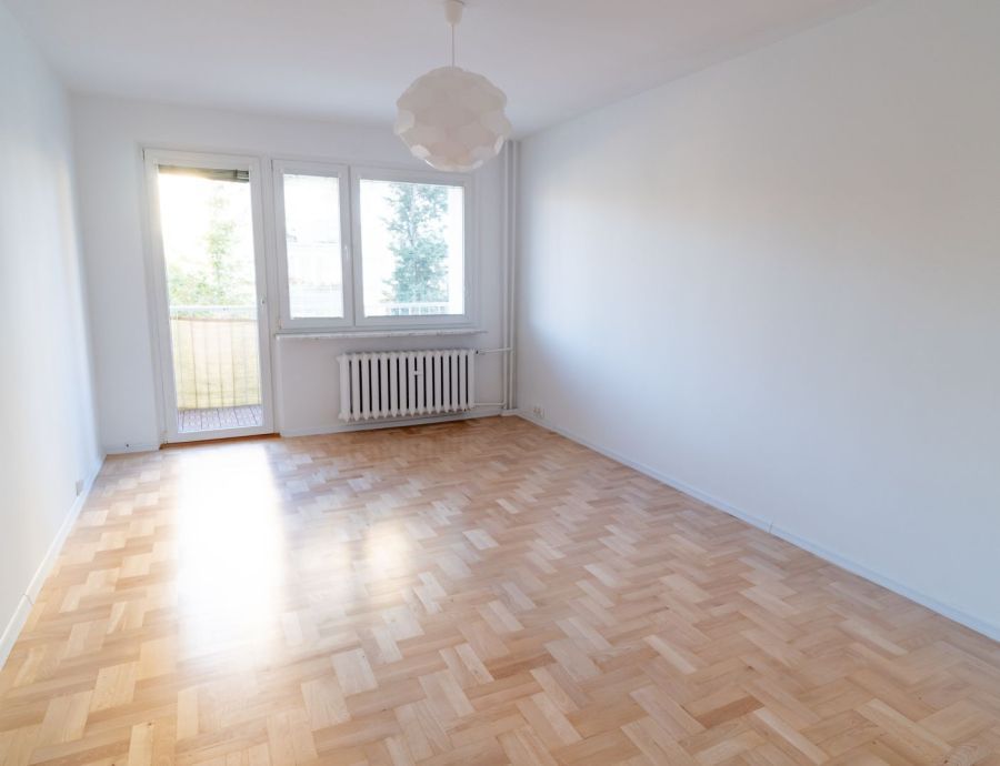 Mieszkanie 2-pokojowe Gdynia Karwiny, ul. Kornela Makuszyńskiego. Zdjęcie 1