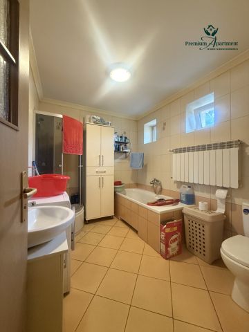 gospodarstwo, 4 pokoje Lasków. Zdjęcie 16